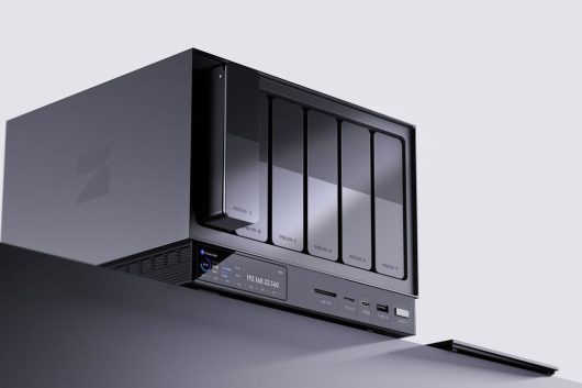 Zettlab Launches Groundbreaking NAS with Local AI Functionality for Improved Private Storage