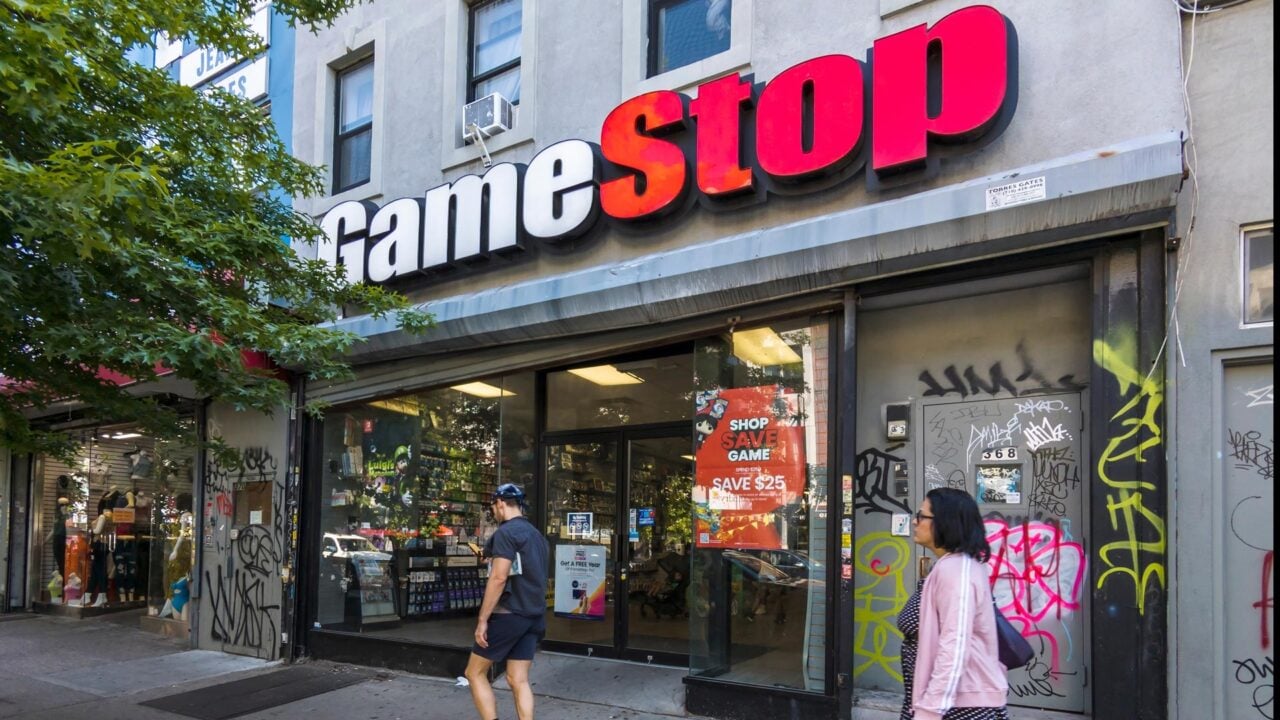 GameStop CEO Aims for $35 Billion Distribution as Significant Store Shutdowns Occur