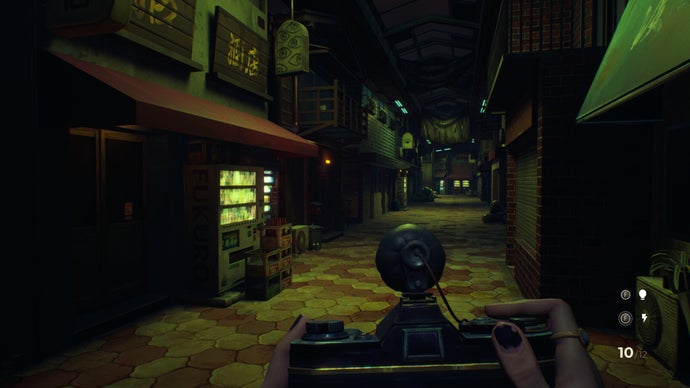 Exploring a Disturbing Version of a Japanese Town: Capture Unusual Oddities in SOMBRAS: Negative Frames