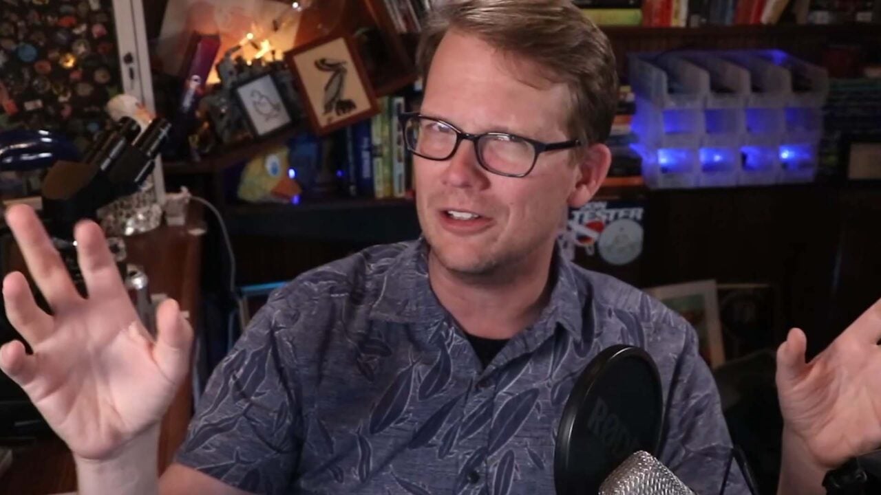 Science YouTuber Recognizes Toxic Relationship with AI After Criticism from Latest Video