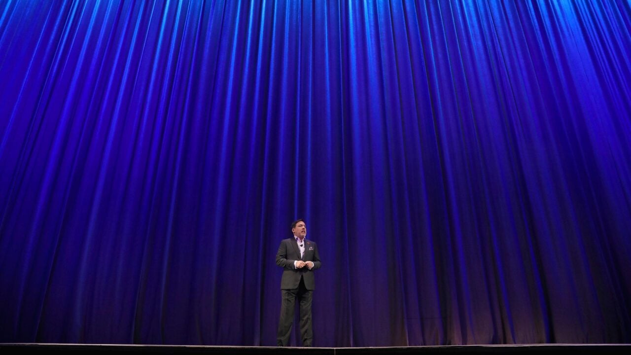 Sony’s Ex-PlayStation Head Shares Disappointment Regarding Removal of Game Discs