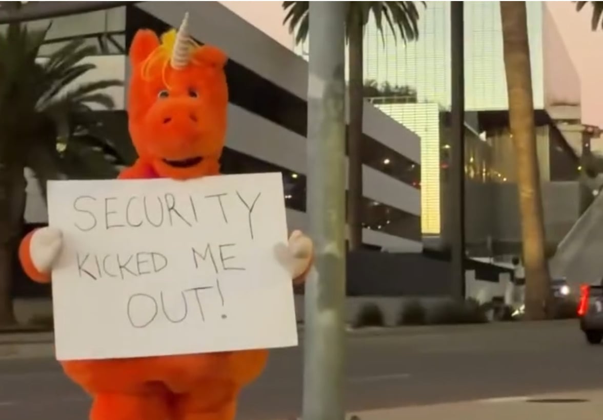 Buddy the Unicorn Excluded from Universal Studios’ Halloween Horror Nights