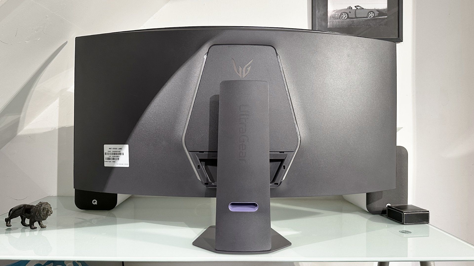 LG UltraGear Evo 52G930B Evo gaming monitor review