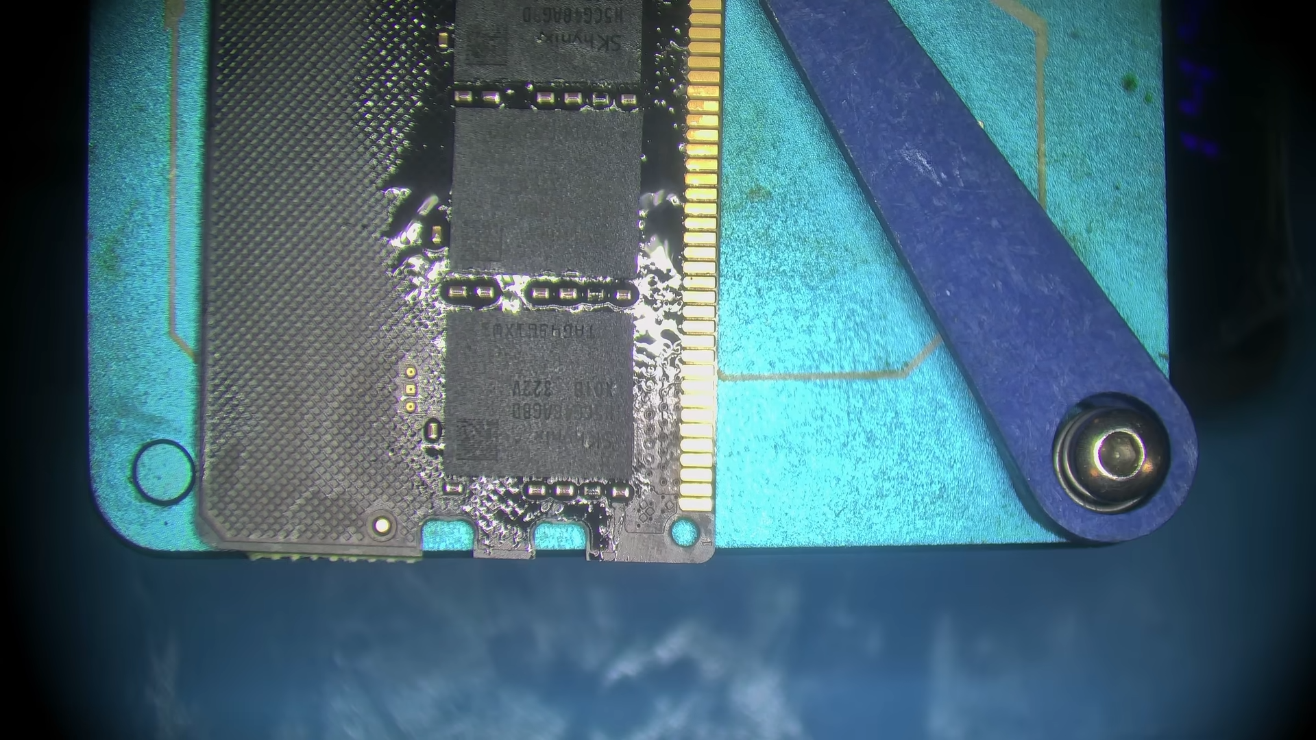 YouTuber buys and turns 32 GB of laptop DDR5 into desktop RAM for just $175
